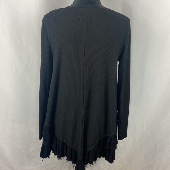 On You Oversized Long Sleeve Blouse with Raw Hem - Picture 2 of 7
